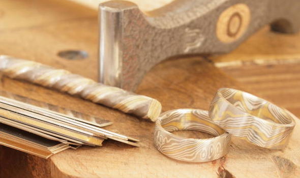 Das Handwerk des Mokume Gane Schmiedens